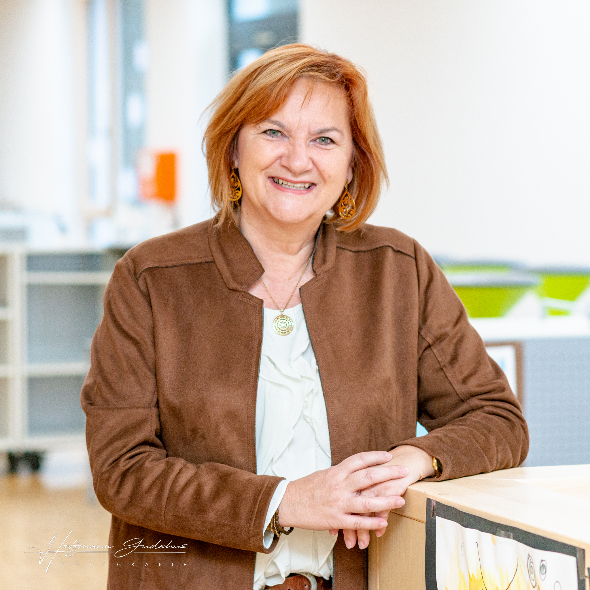 Lehrer mit Logo-43